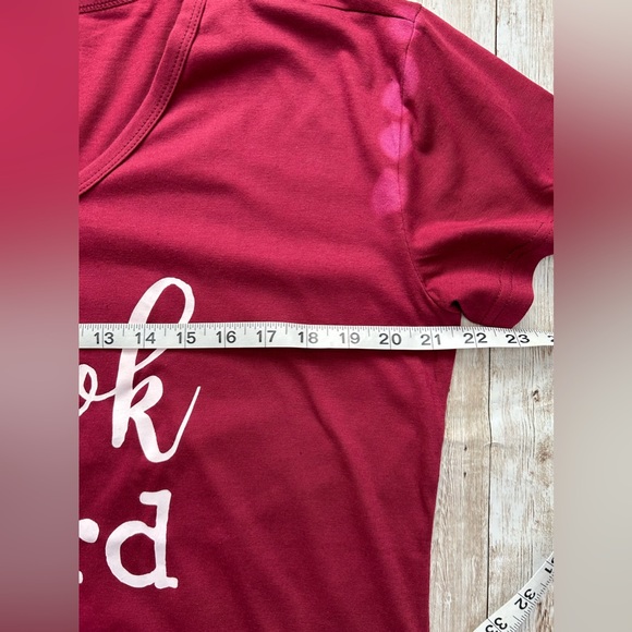 Book Nerd V-Neck Shirt Women’s XL NWOT - Picture 3 of 4